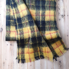 3900 Throw YELLOW WALLACE
